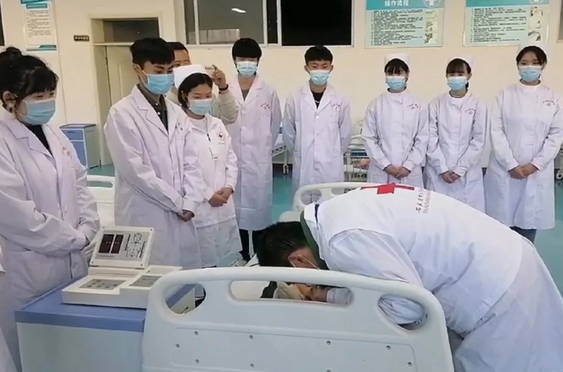 2026年河北同仁醫(yī)學(xué)中專學(xué)校上大專的途徑