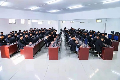 石家莊東華鐵路學校 石家莊東華鐵路學校