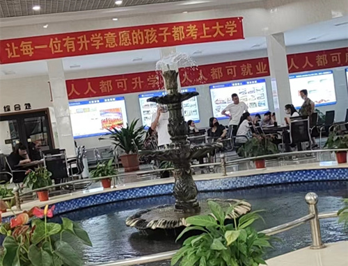 石家莊鐵路學校有能上大專的班嗎 石家莊鐵路學校有能上大專的班嗎