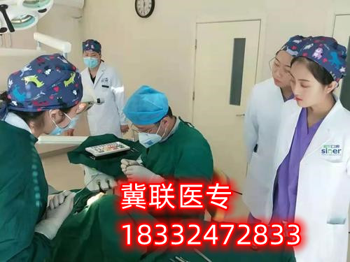 男生是否適合學護理專業 男護好嗎？